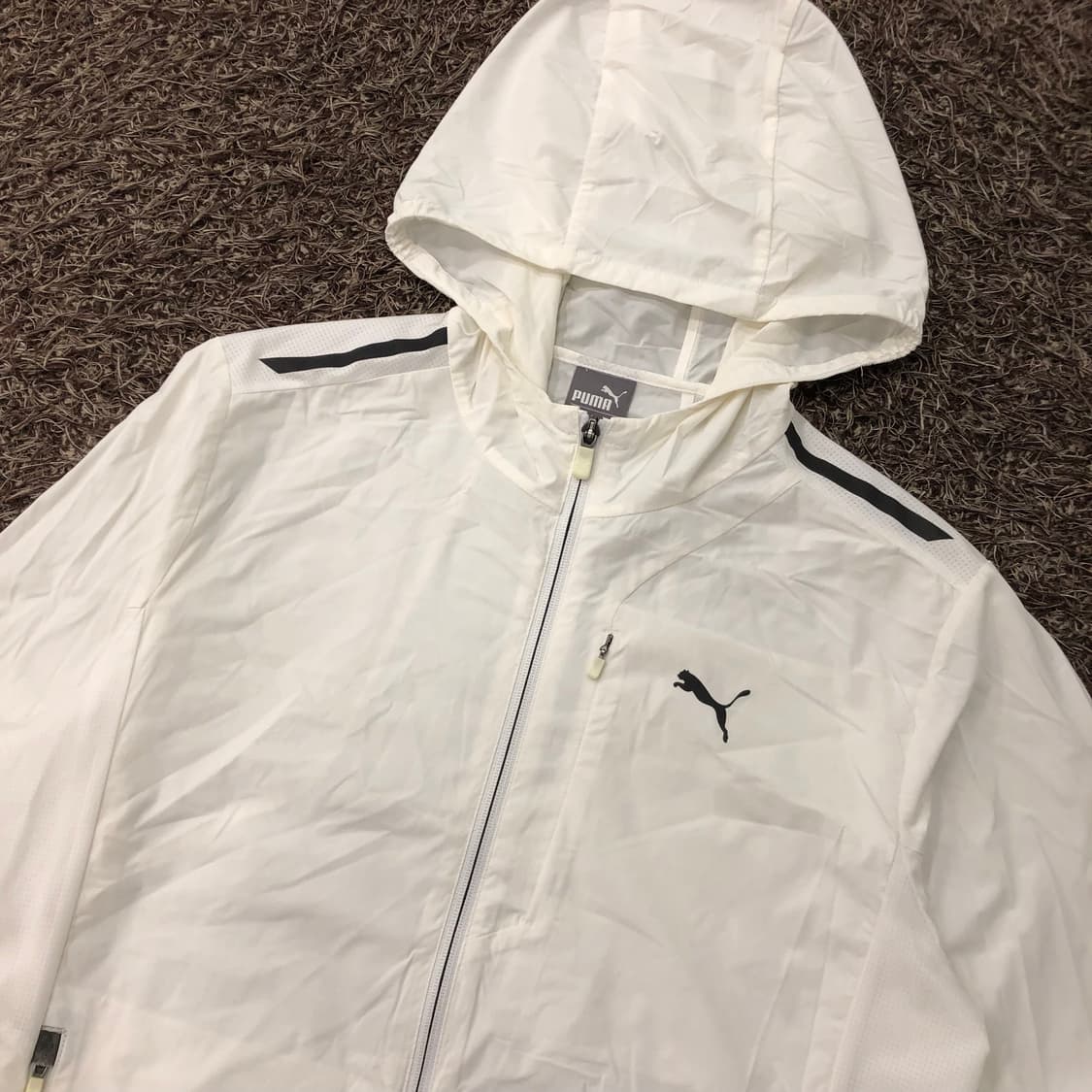 L 푸마 화이트 나일론 후드 바람막이 자켓 상품이미지2