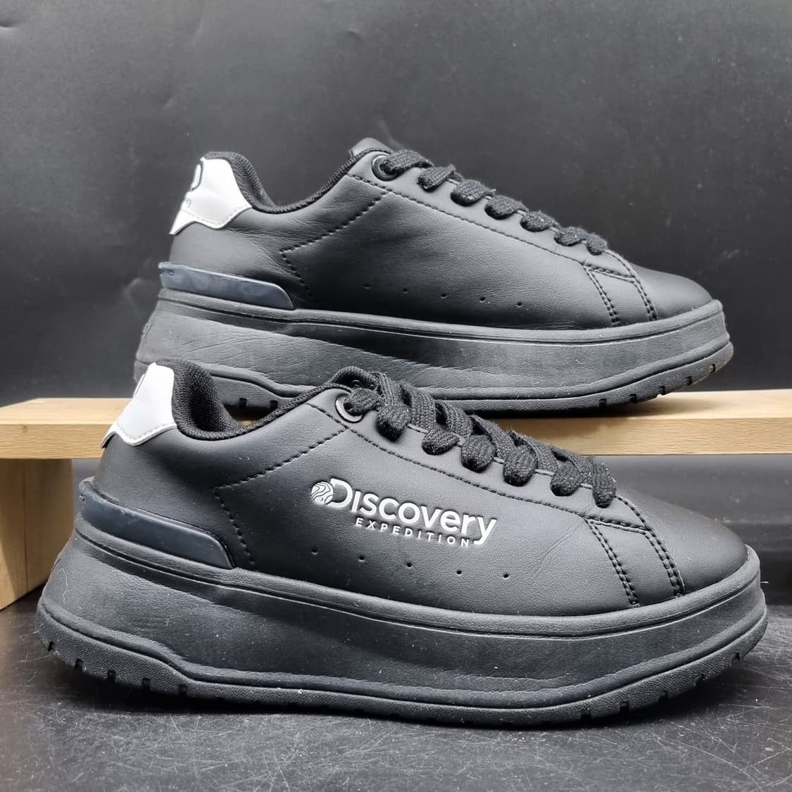 디스커버리 코트맥스 여성스니커즈230 상품이미지1