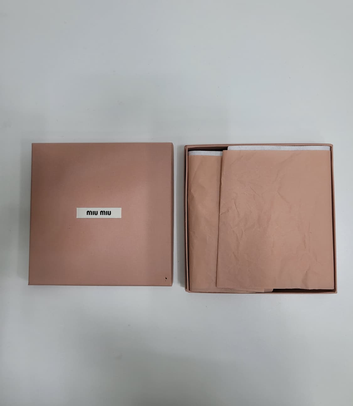 MIU MIU 미우 미우 플라워 카드 키링 백 참  상품이미지5