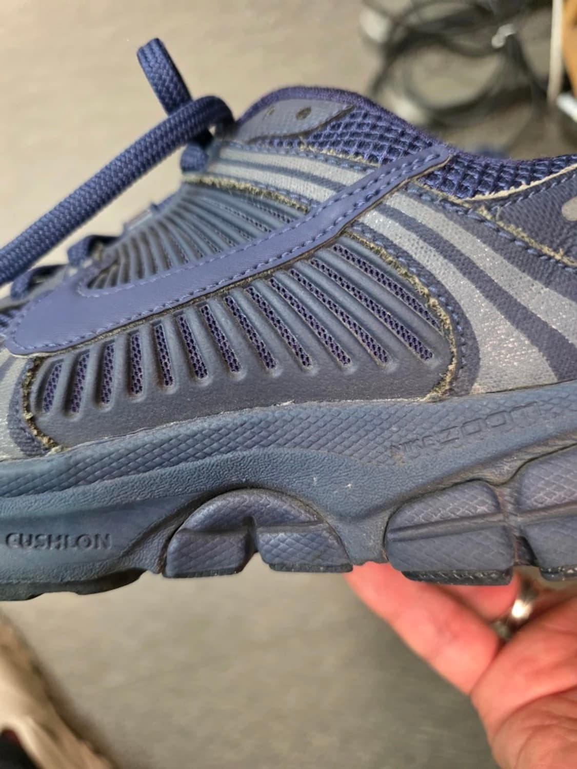 [255] 나이키 줌보메로5 미드나이트 네이비 상품이미지8