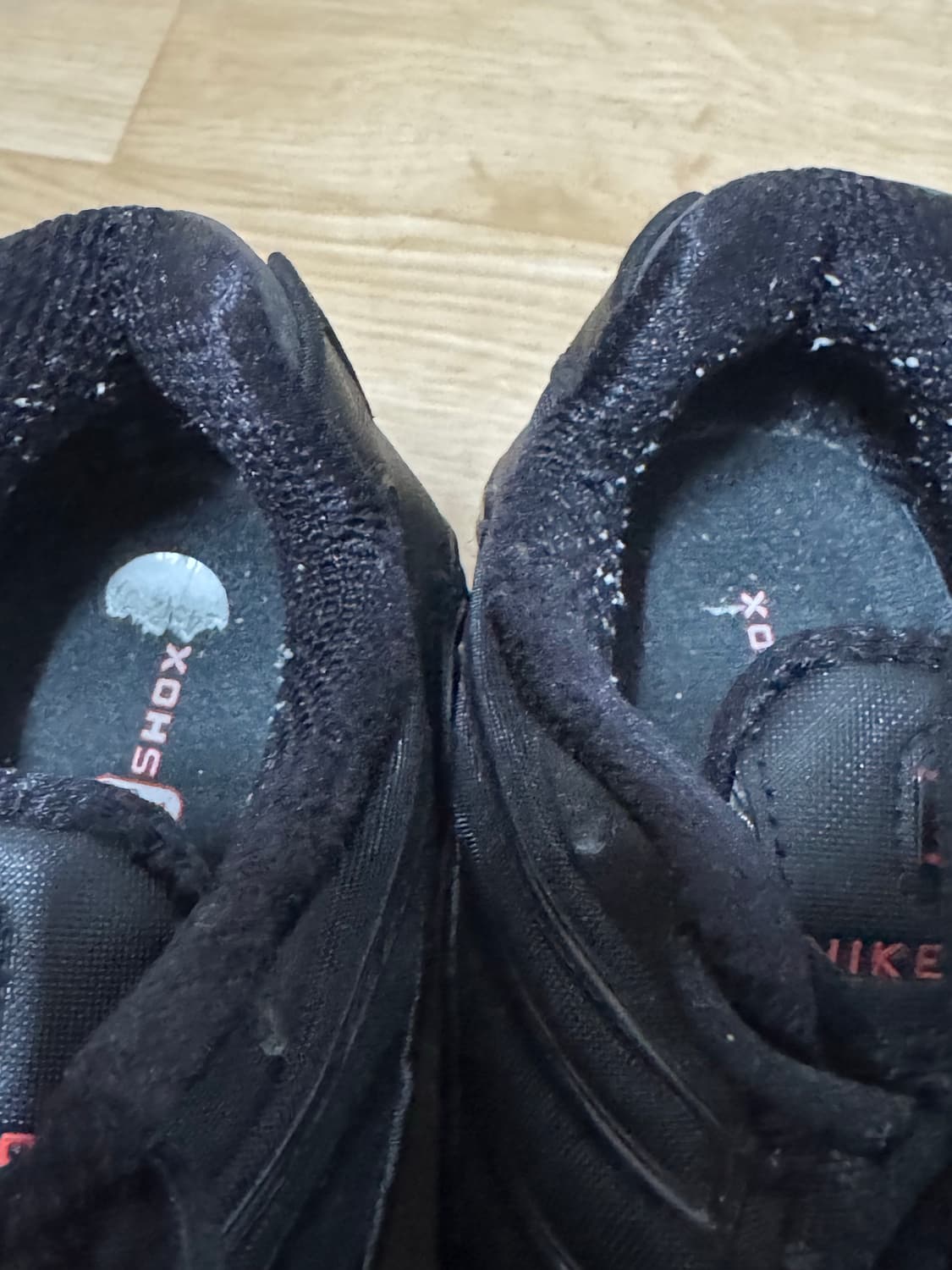 우먼 나이키 샥스 TL 블랙 앤 맥스 오렌지 상품이미지3