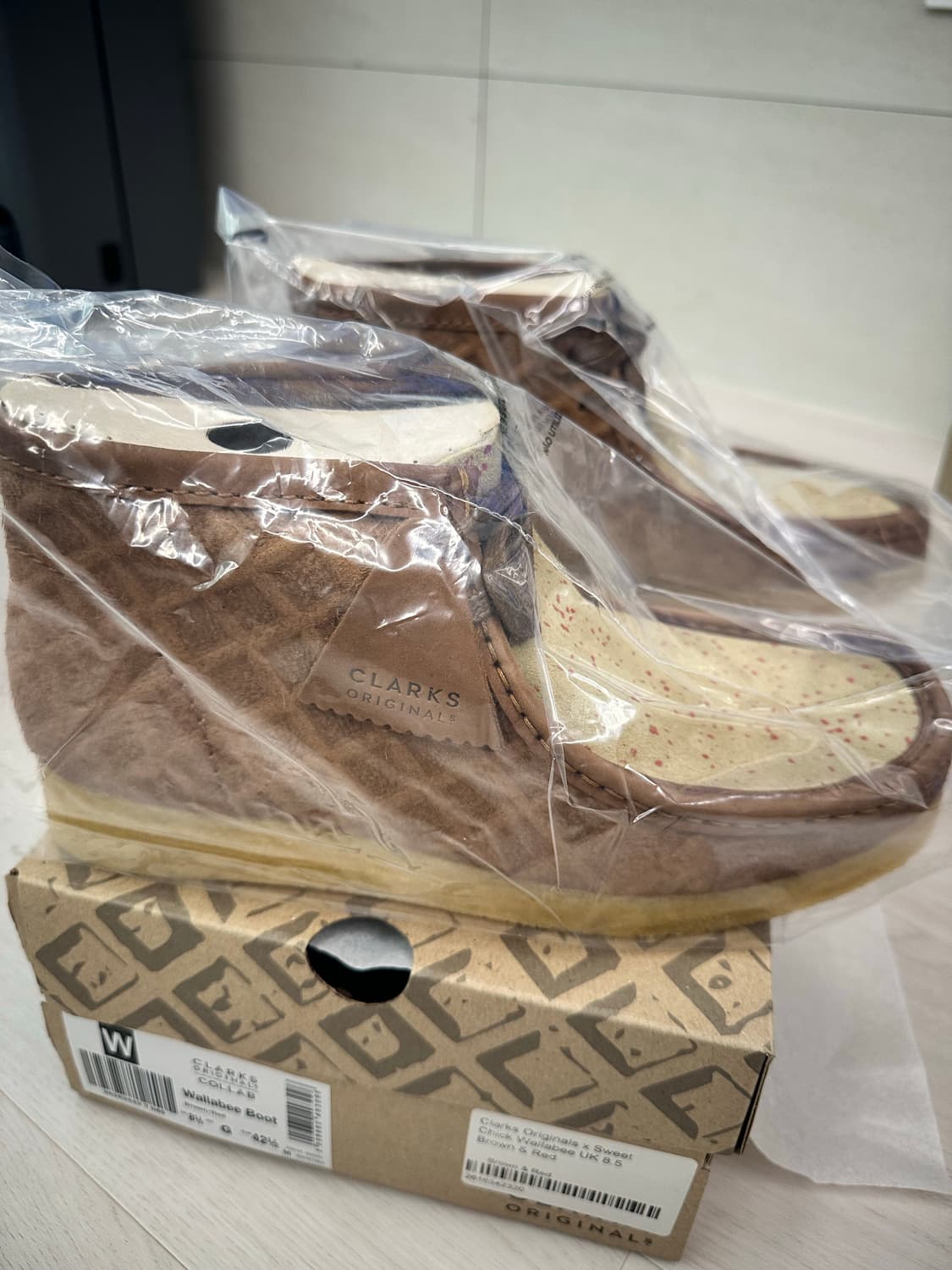 New Clarks Originals X Sweet Chick 상품이미지5