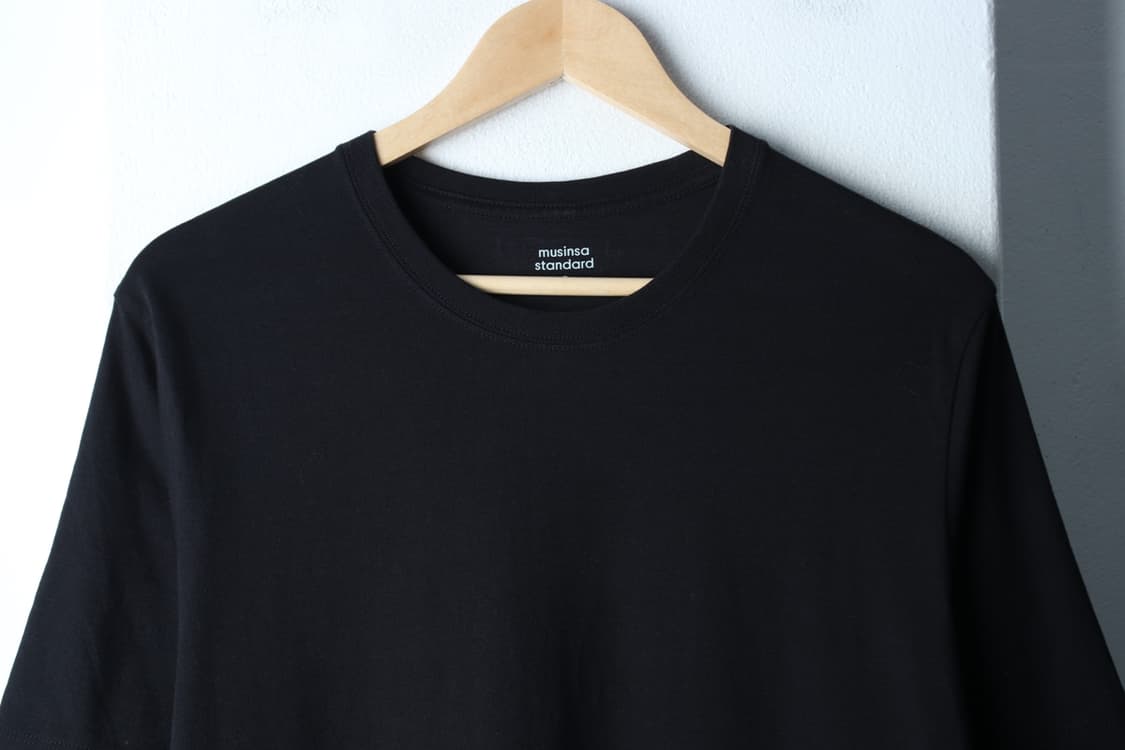 (L-XL) 무신사 스탠다드 반팔 티셔츠 무지 블랙 기본-H30606 상품이미지3