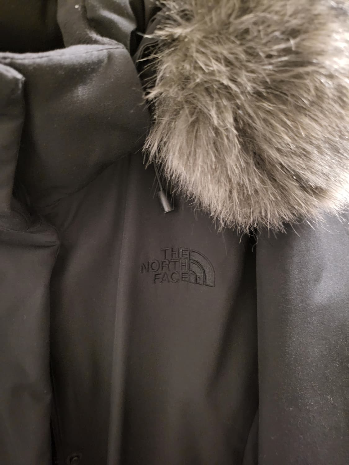 노스페이스 블랙 여성 롱패딩 상품이미지3