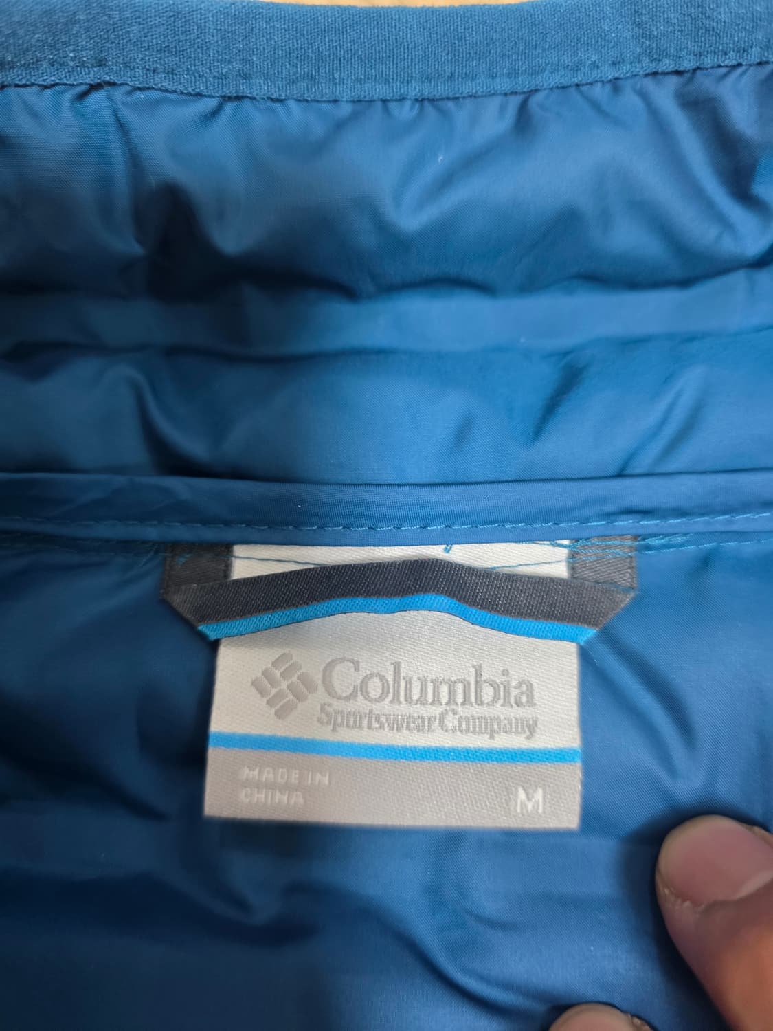 컬럼비아 덕다운 경량 패딩 베스트 조끼 상품이미지3