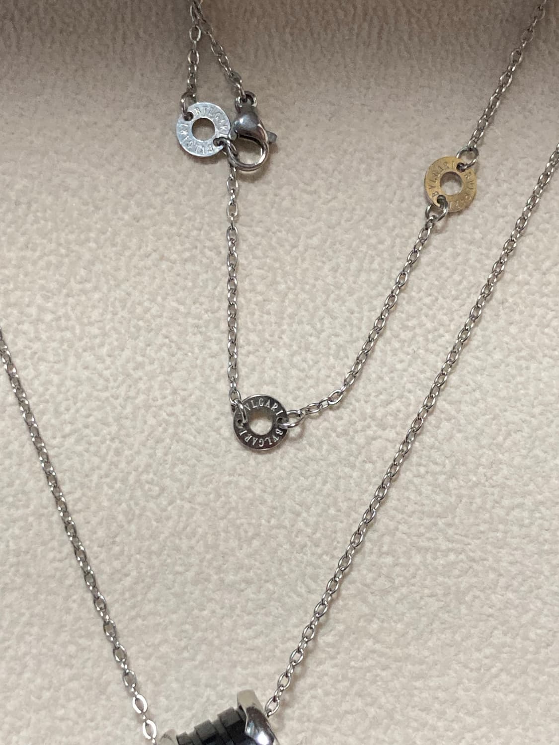 불가리 비제로원 목걸이 상품이미지3