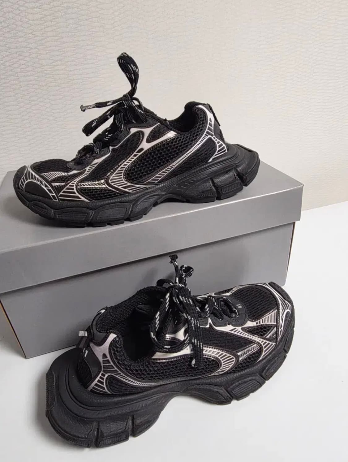 발렌시아가 3xl 41사이즈 풀박스 새상품급  급처  상품이미지2