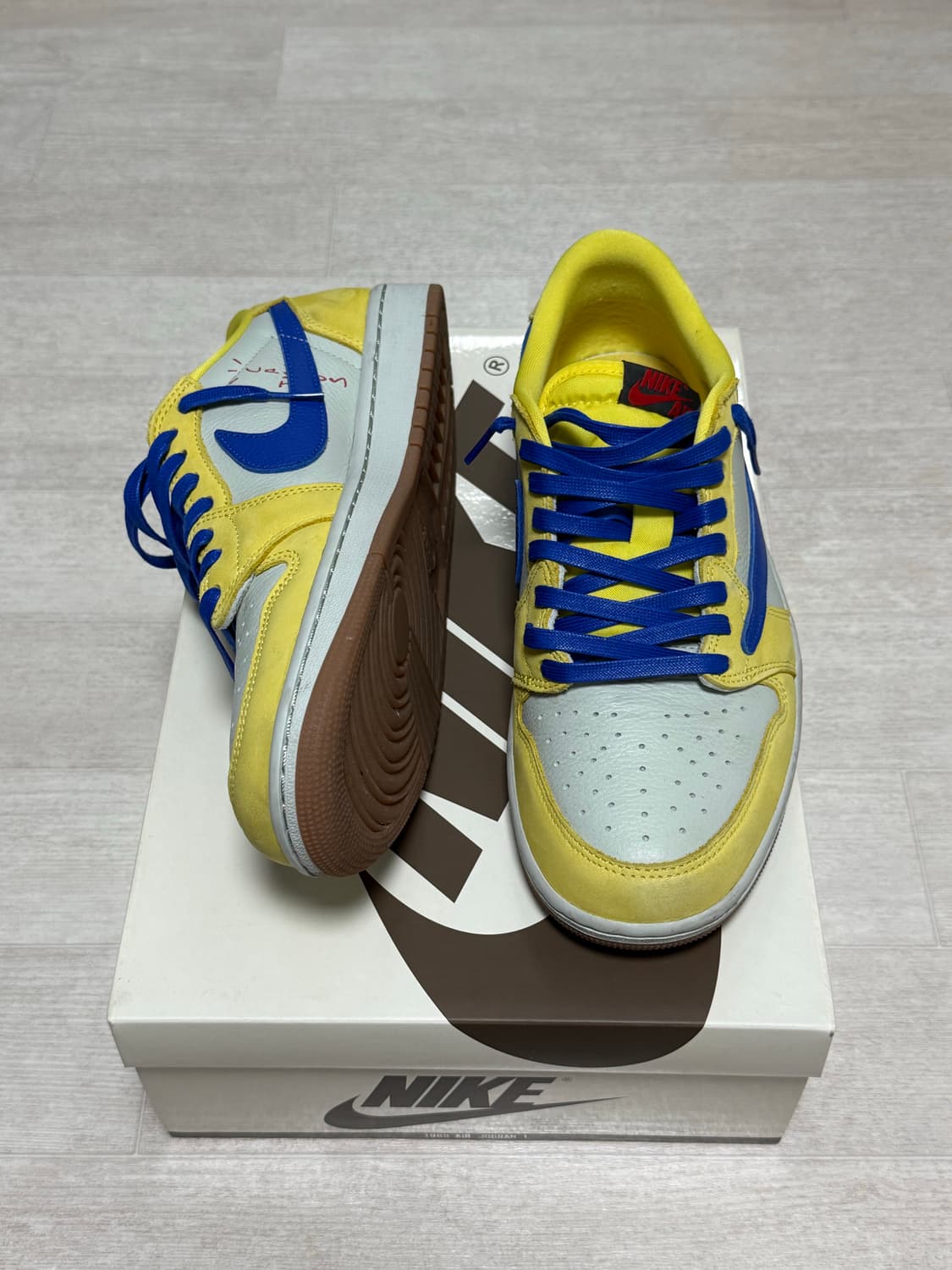 나이키 에어 조던1 로우 OG 카나리 280 상품이미지5
