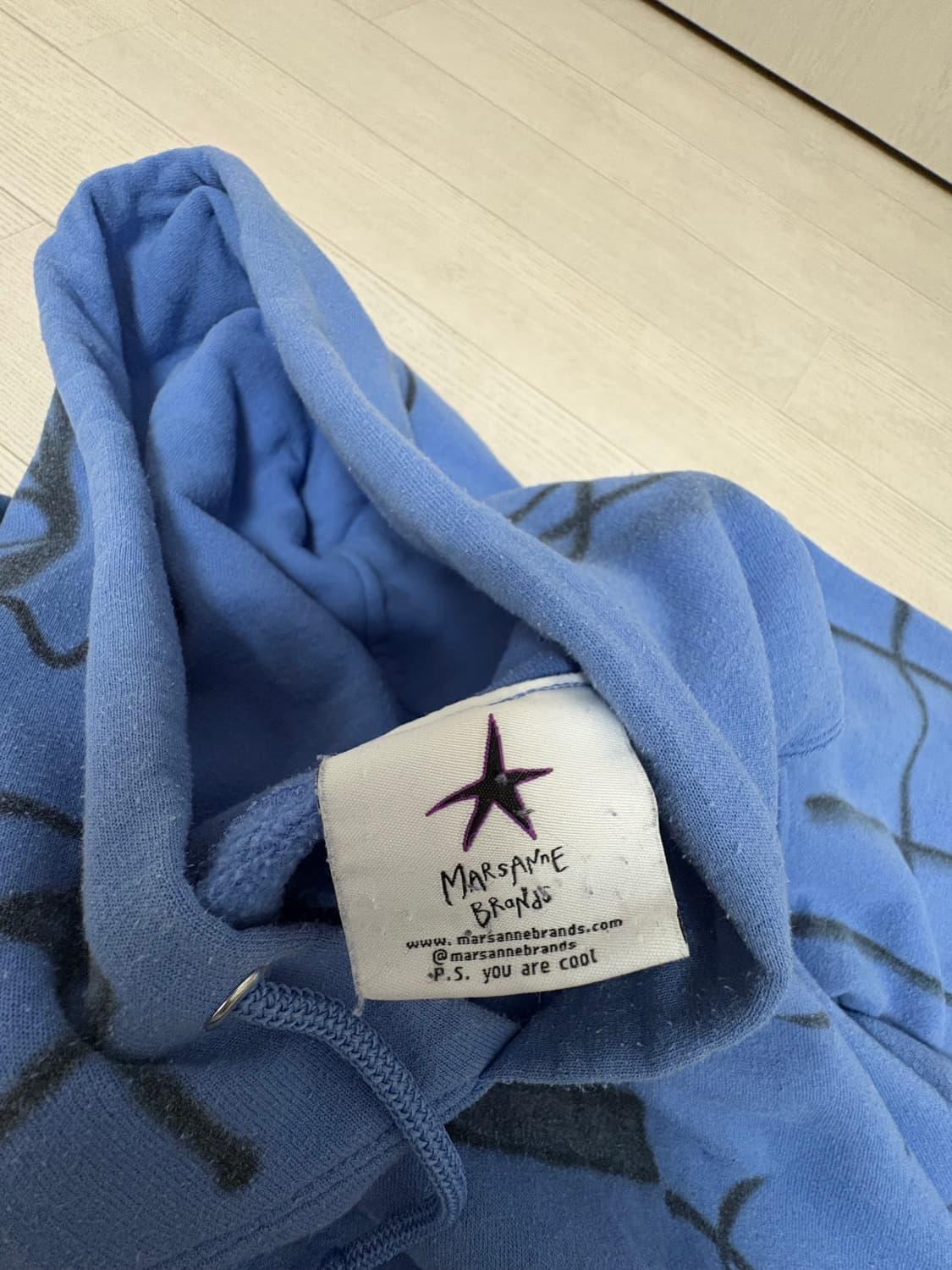 그래픽 디자인 후디 상품이미지3