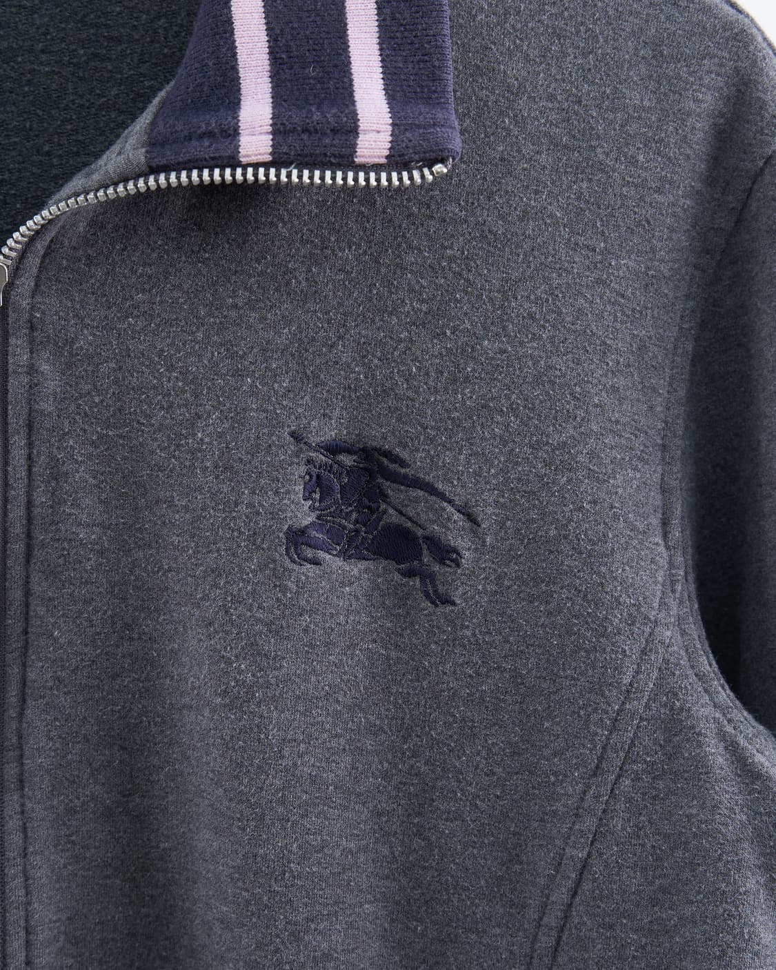 Burberry 블랙라벨 자카드 그랙픽 집업 상품이미지4