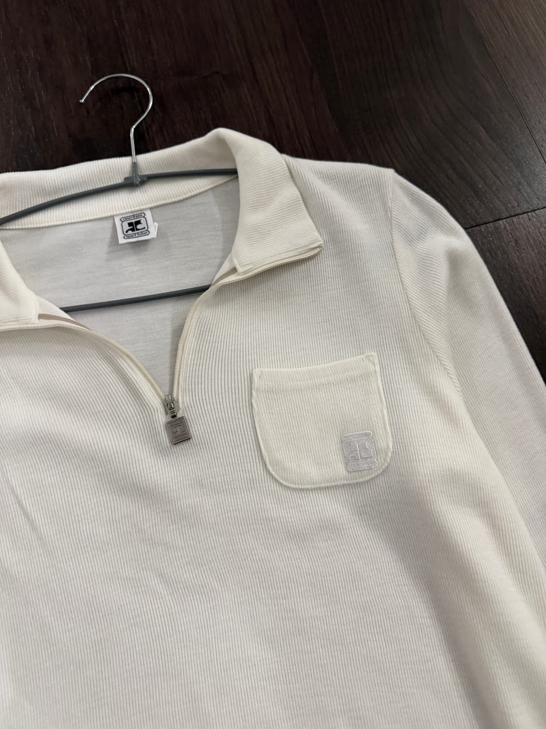 꾸레쥬 화이트 골지 반집업 상품이미지2