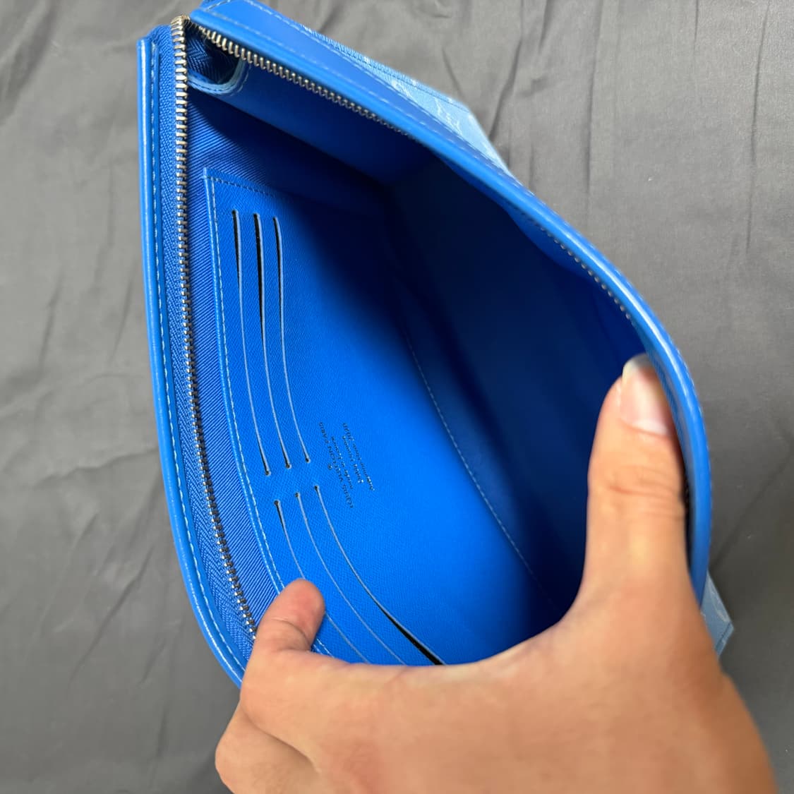 [새상품급.정품] 루이비통 클라우드 보야주 클러치 상품이미지7