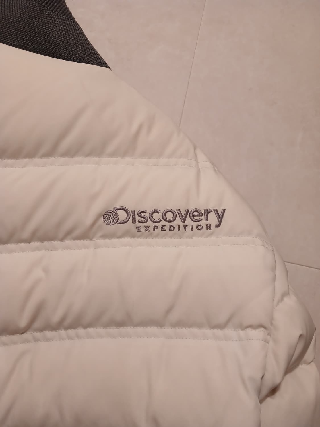 디스커버리 정품 남성 패딩 점퍼 110 사이즈 상품이미지9