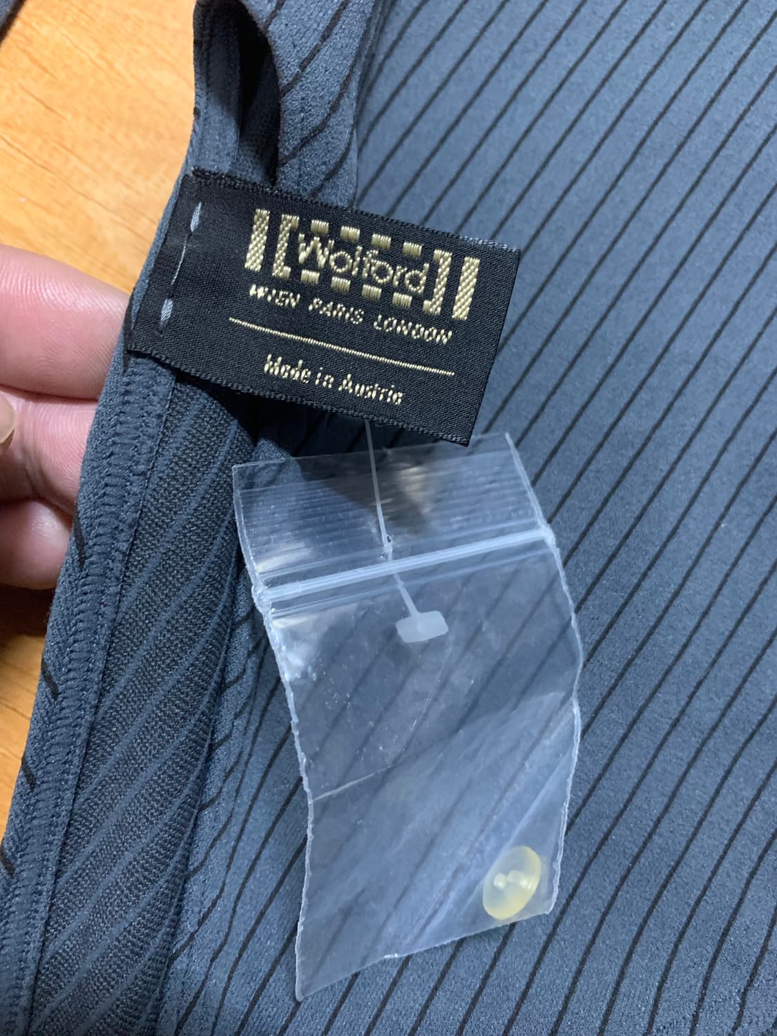 WOLFORD 월 포드 디테쳐블 바디수트(S 사이즈) 상품이미지8