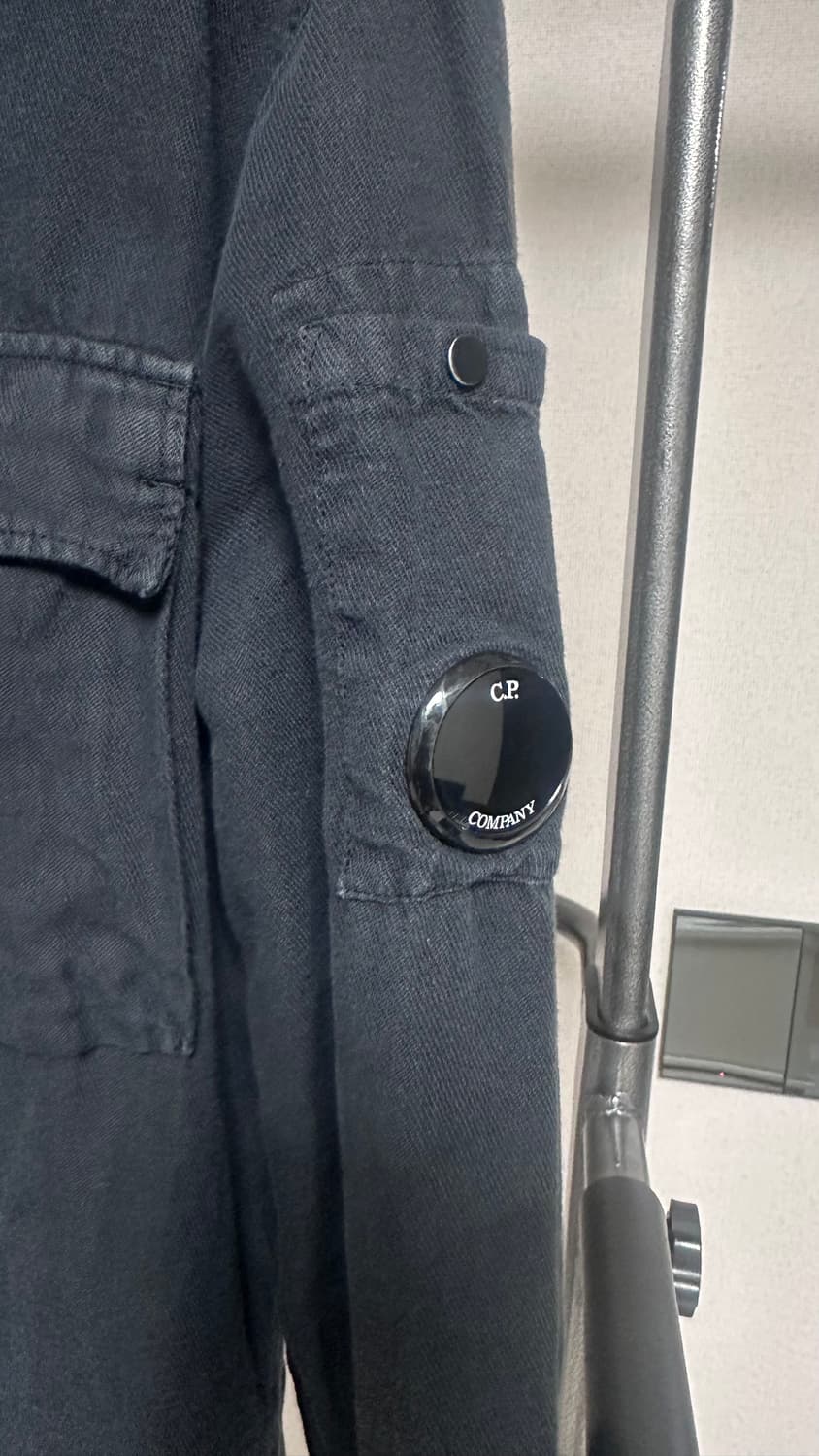 CP컴퍼니 정품 린넨 포켓 오버 셔츠 판매합니다 상품이미지3