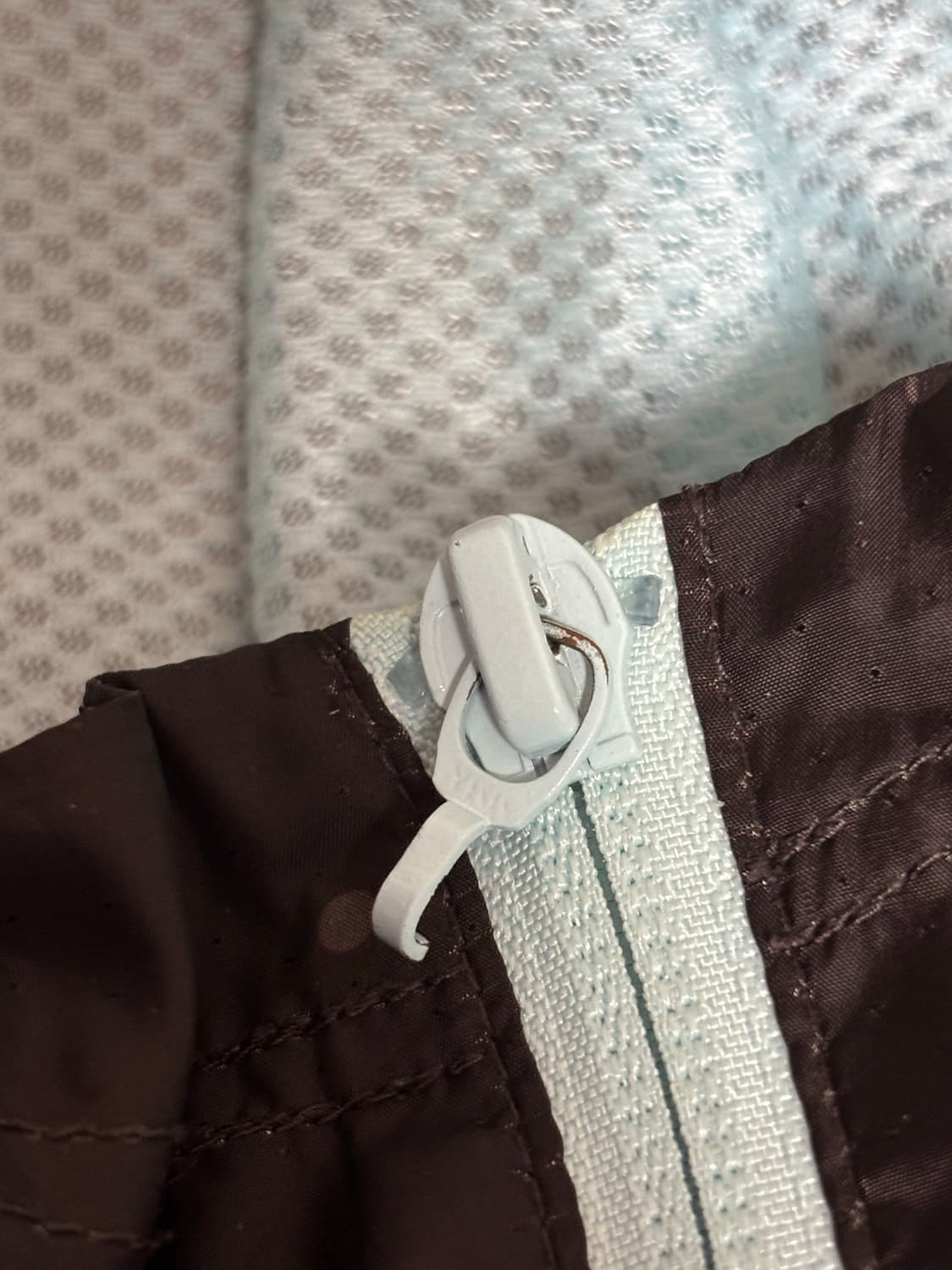 대대장 푸마 민트 블랙 도트 후드 바람막이 핀터레스트 상품이미지3