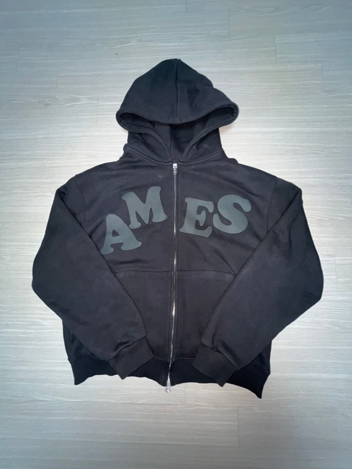 아메스 차콜 후드집업 상품이미지1