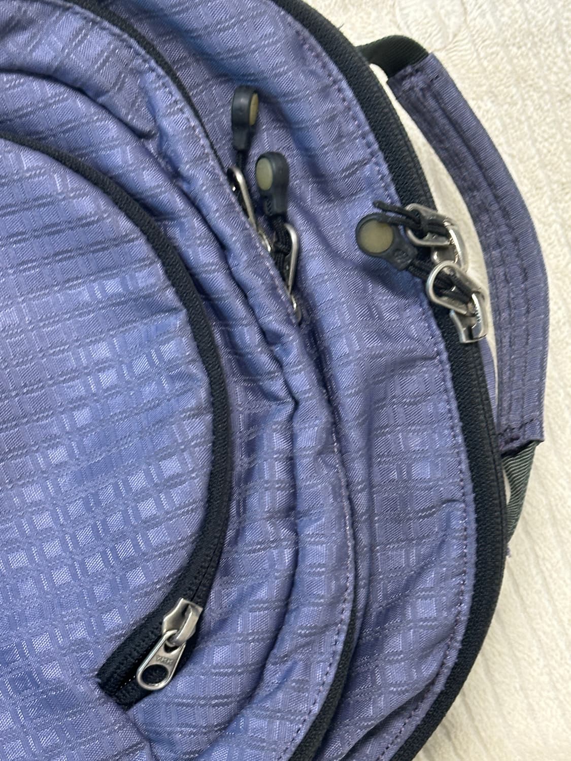 파타고니아 LIGHTWIRE 백팩 그레이 퍼플 상품이미지9