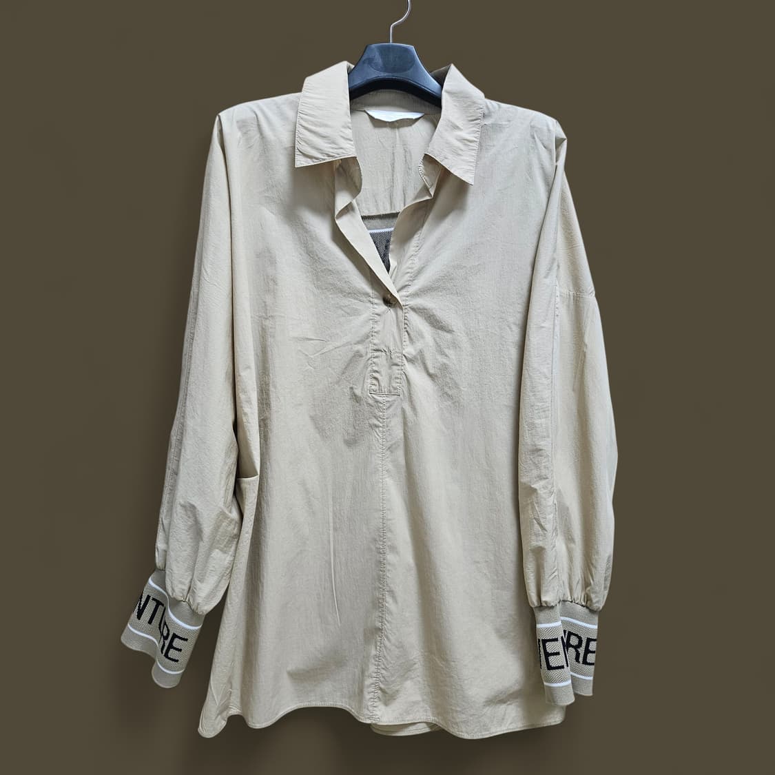 쥬크 레터링 블라우스 F 상품이미지1