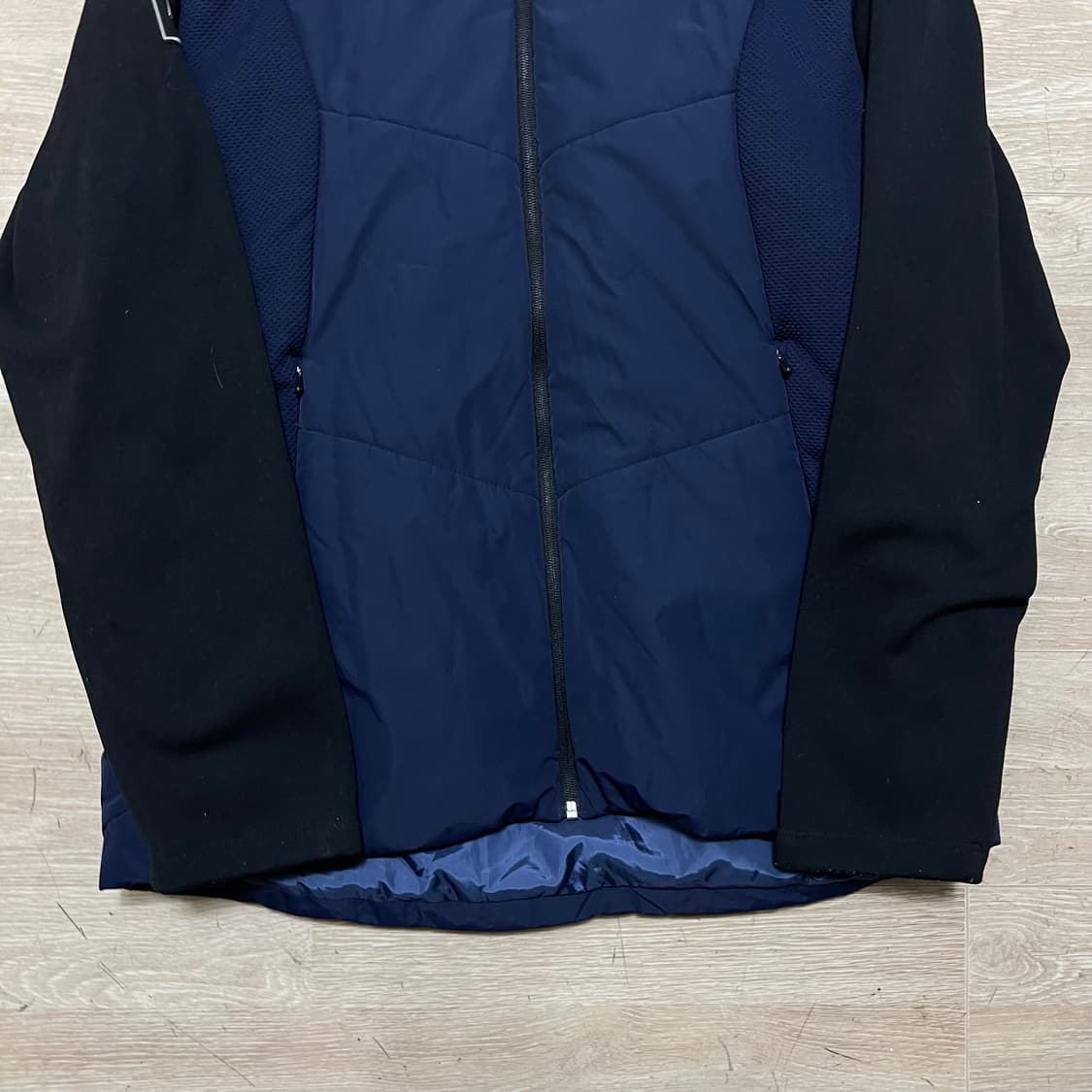 이동수 스포츠 골프웨어 배색 후드 경량패딩 점퍼 [네이비] 2XL/110 상품이미지3