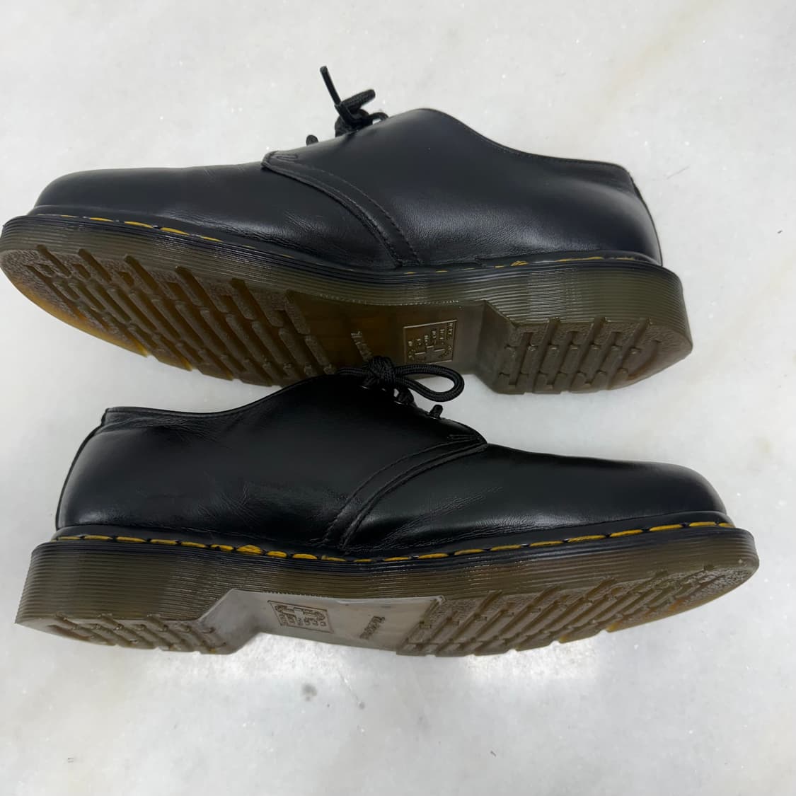 UK9) 닥터마틴1461 블랙 나파 3홀더비 상품이미지7