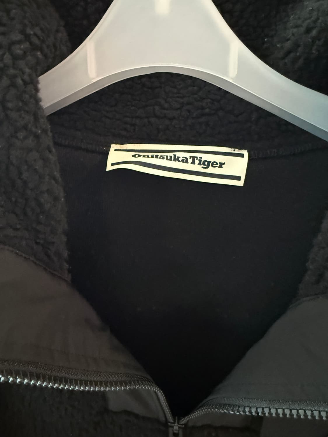 오니츠카타이거 아노락 후리스 L 상품이미지7
