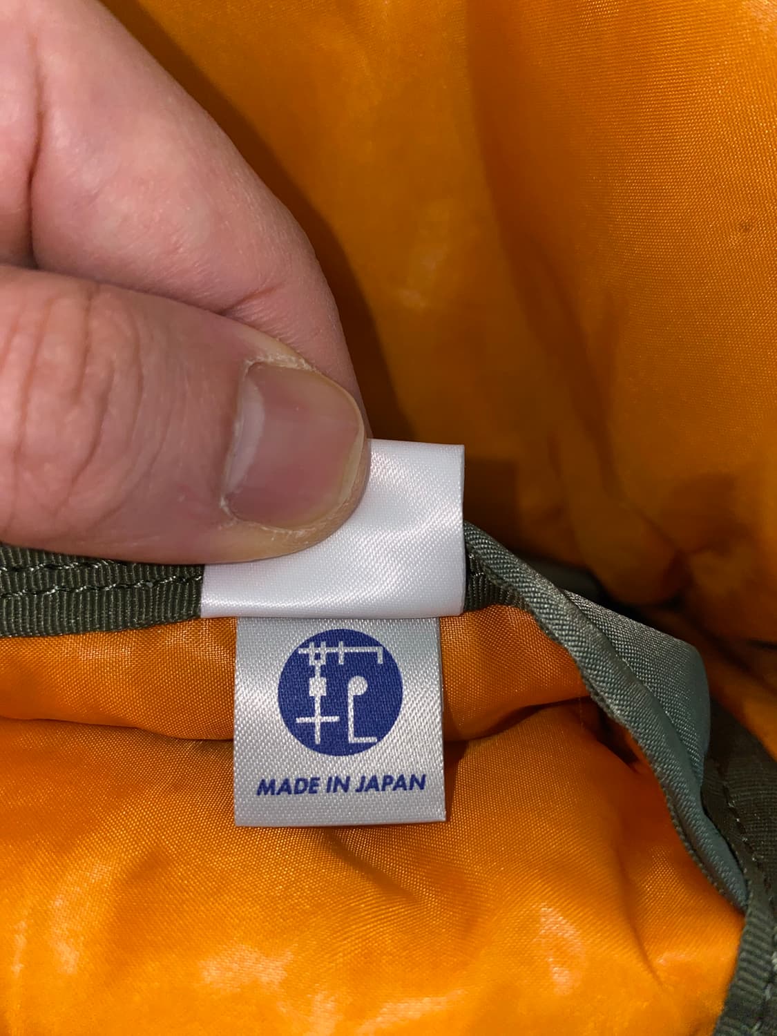 (극미품) 포터 탱커 데이팩 백팩 세이지 그린 19L 상품이미지7