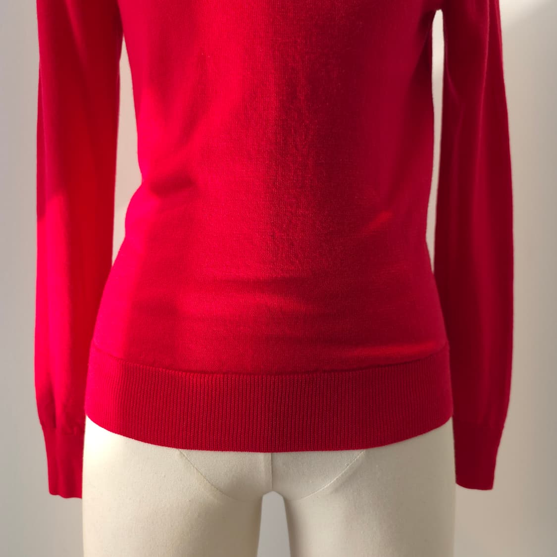 재팬 유니클로 체리 레드 울 100 크루넥 니트  상품이미지5