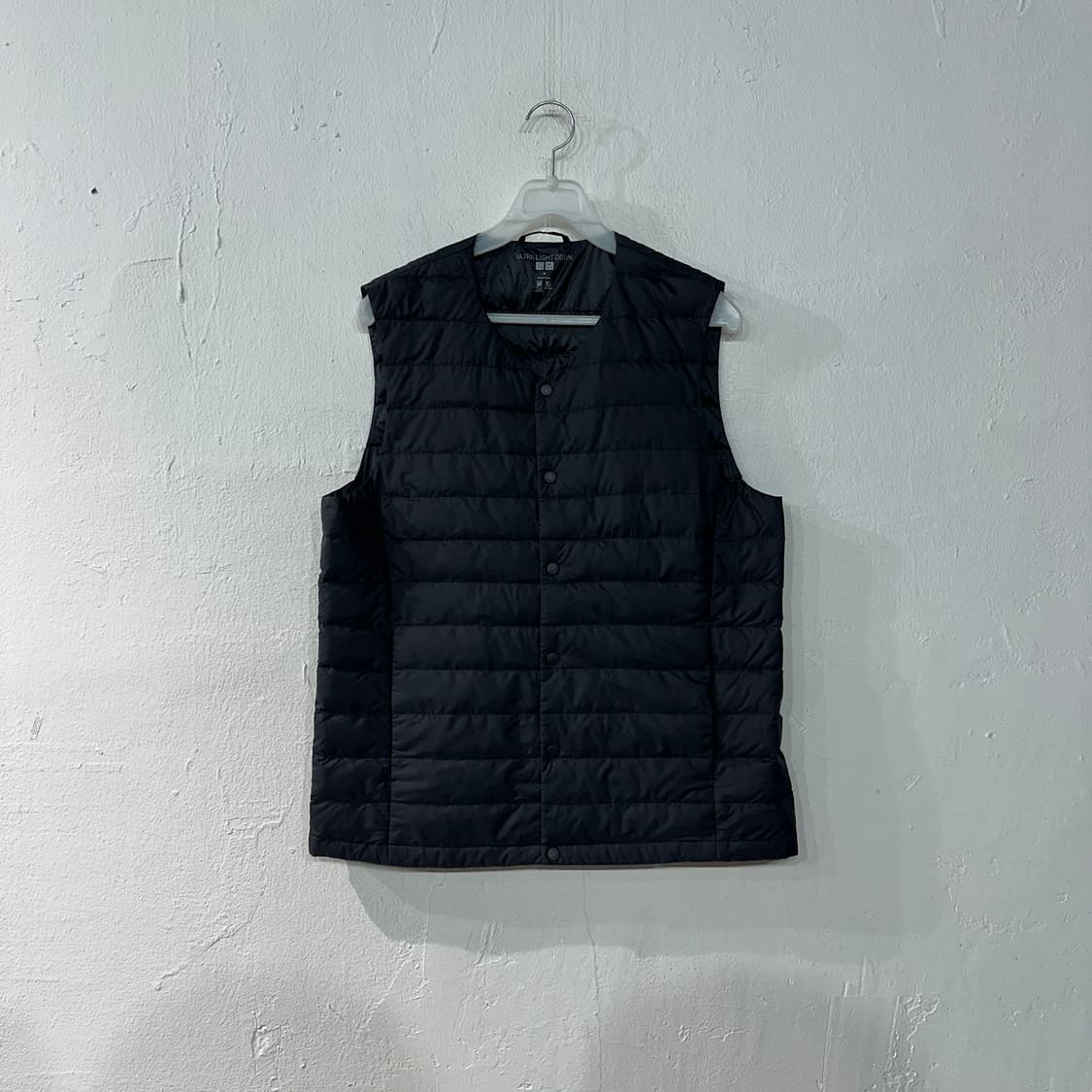 유니클로 울트라라이트다운 경량패딩조끼 M 상품이미지1