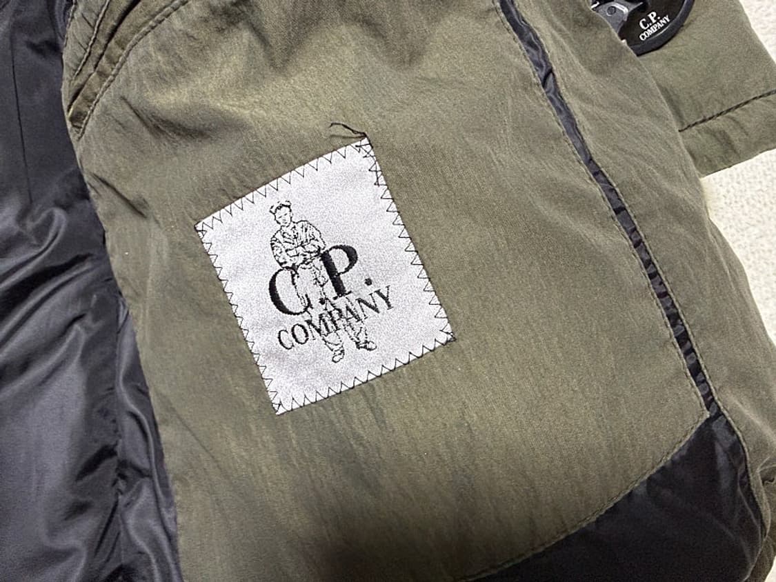 C.P 컴퍼니 카키 양털 후드 야상 패딩 자켓 남성용 105사이즈 상품이미지7