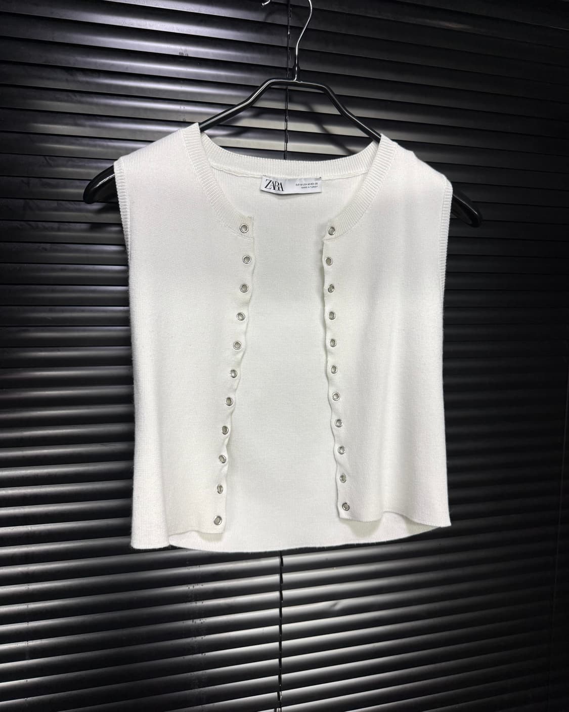 자라 가슴 스터디 찡 크롭 니트 조끼 베스트 화이트 흰색 웨스턴 에스닉  상품이미지3