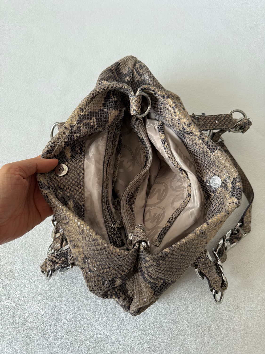 마이클코어스(MICHAEL KORS) 파이톤 숄더백 상품이미지7