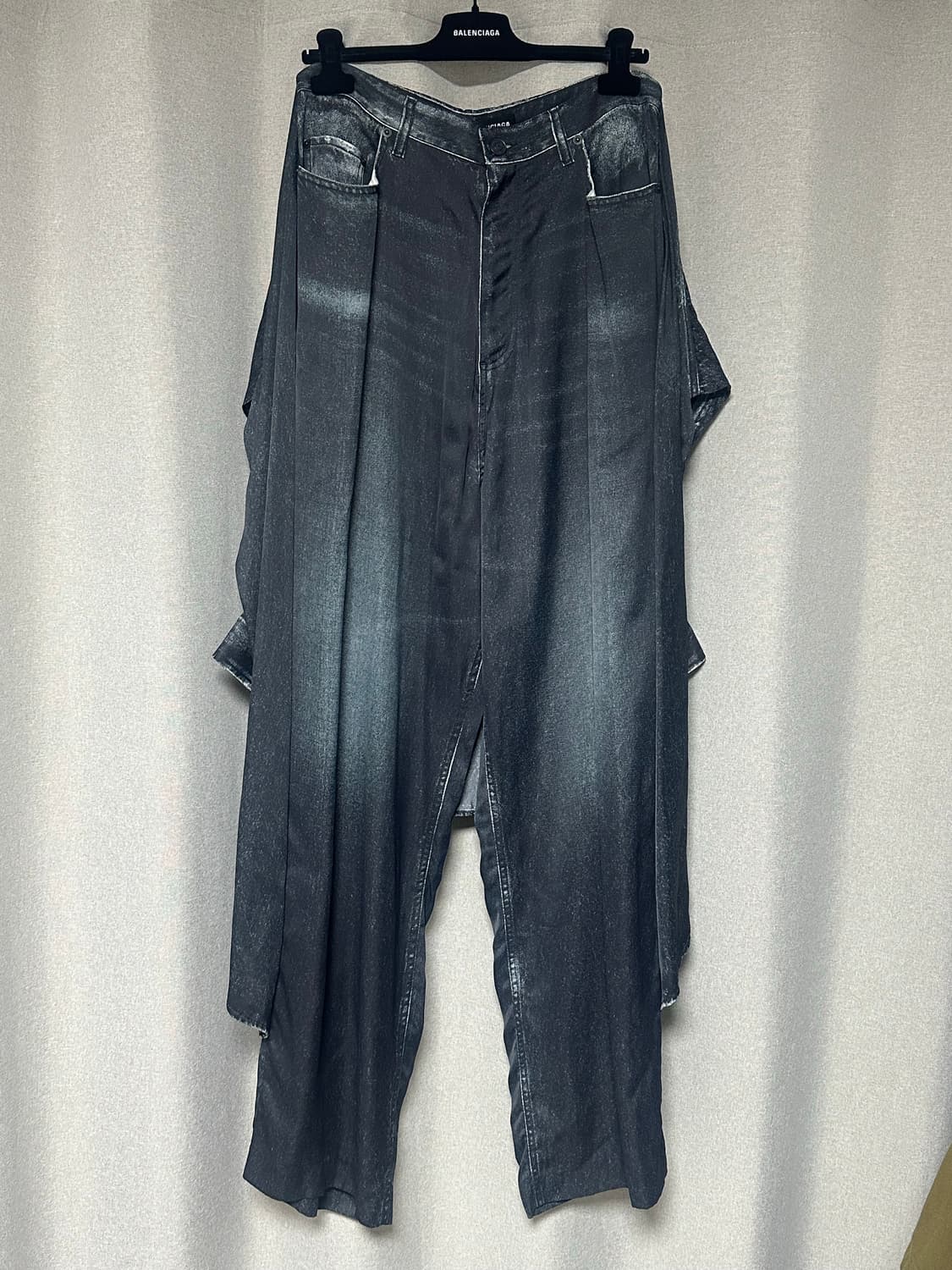 [S] 발렌시아가 21SS 트롱프뢰유 타이드 팬츠 상품이미지1