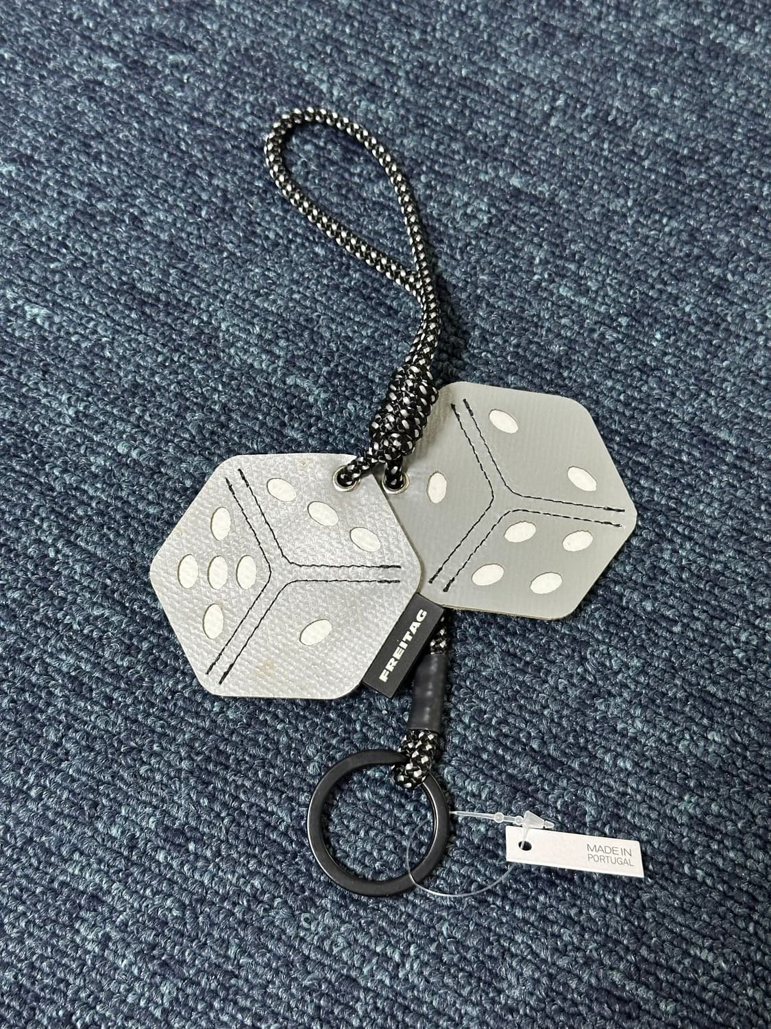 새제품 Freitag 프라이탁 희귀 키링 판매 상품이미지6