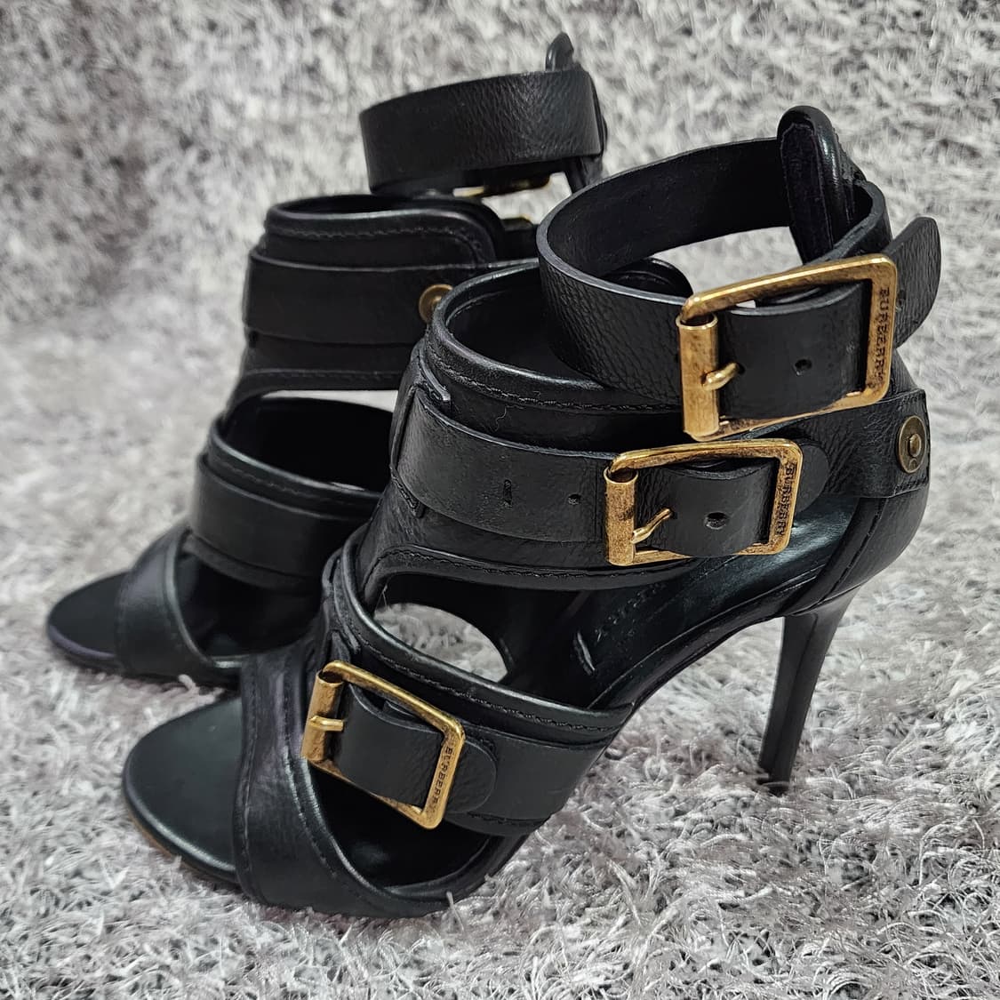 버버리 스트랩 샌들 36 상품이미지1