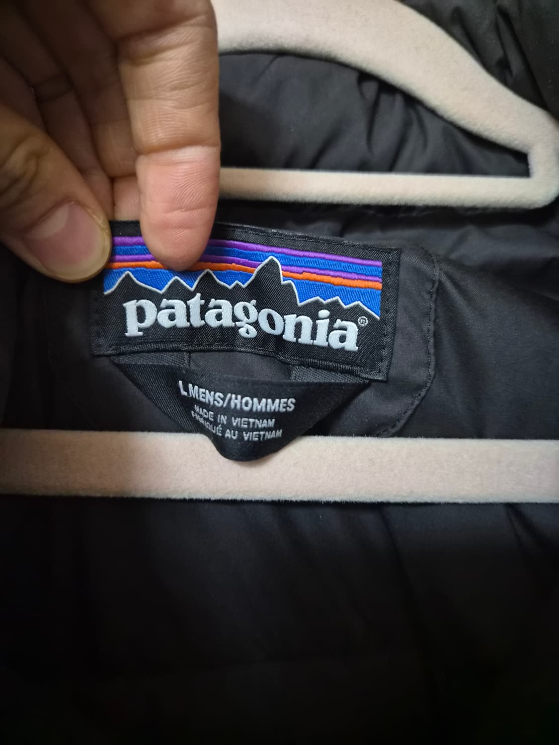 파타고니아 사일런트다운패딩 상품이미지4