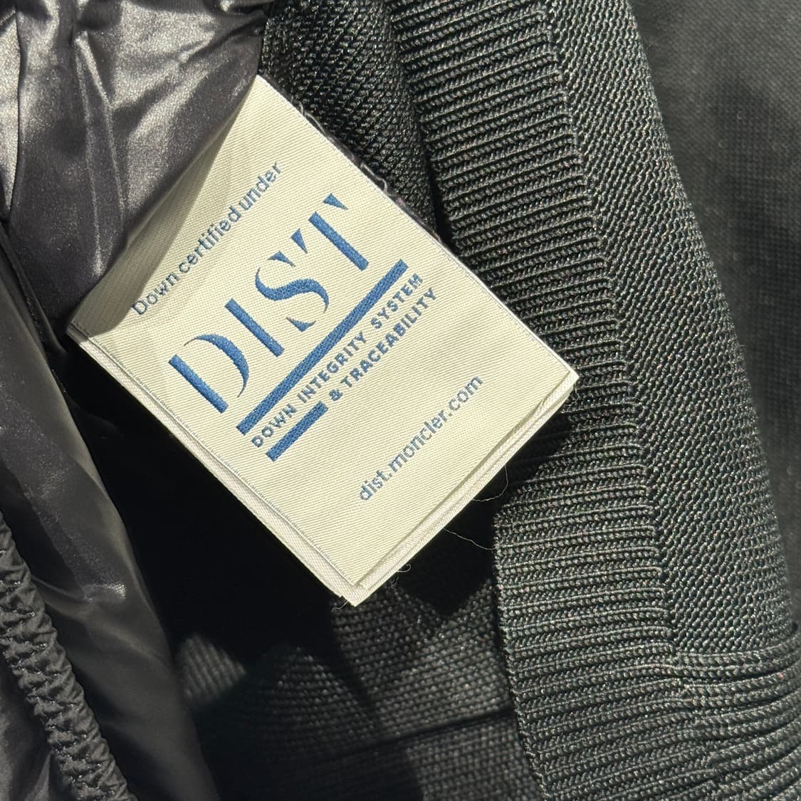 [정품] 몽클레어 신형 빅로고 패치 김현우 니트패딩 라지 사이즈 (L) 상품이미지8