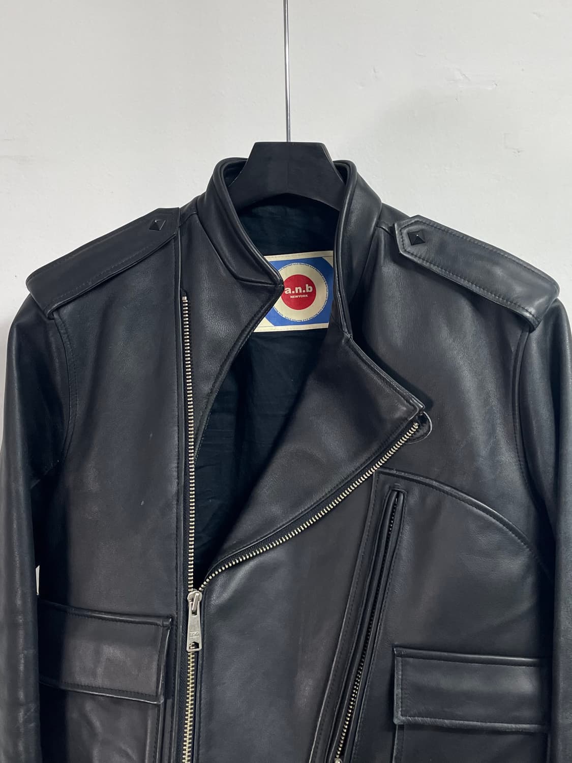 A.N.D 패치 싱글 라이더 자켓 (on.557) 상품이미지3