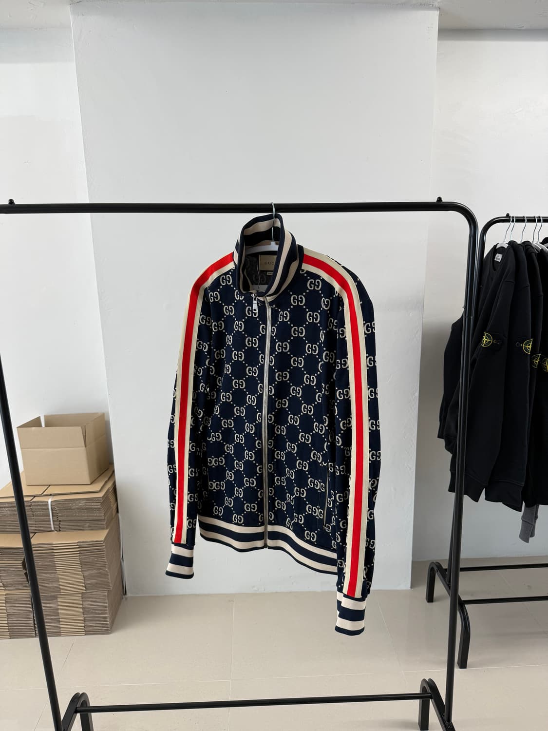 구찌 자카드 트랙탑  L

 상품이미지1