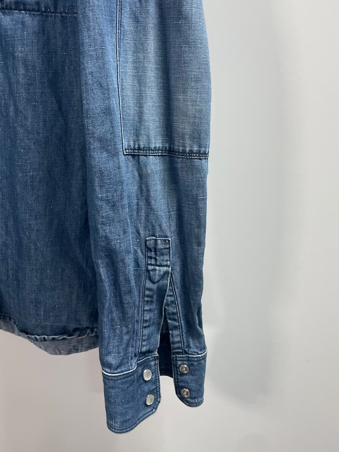 아르마니 익스체인지 투포켓 샴브레이 청셔츠 (on.432) 상품이미지4