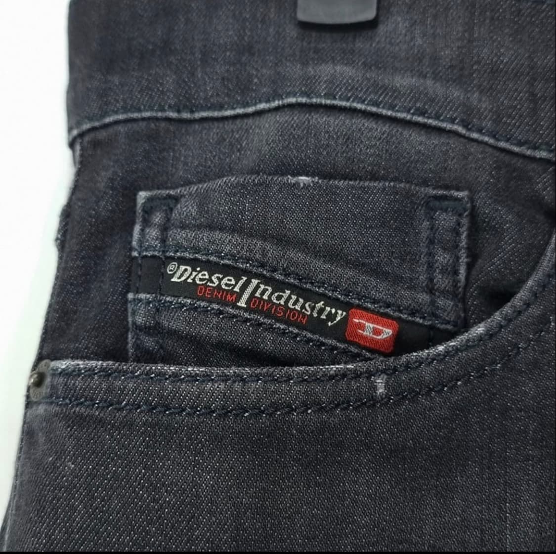 [DIESEL]  디젤 슬림핏 흑청 데님 팬츠 청바지 P01140 상품이미지5