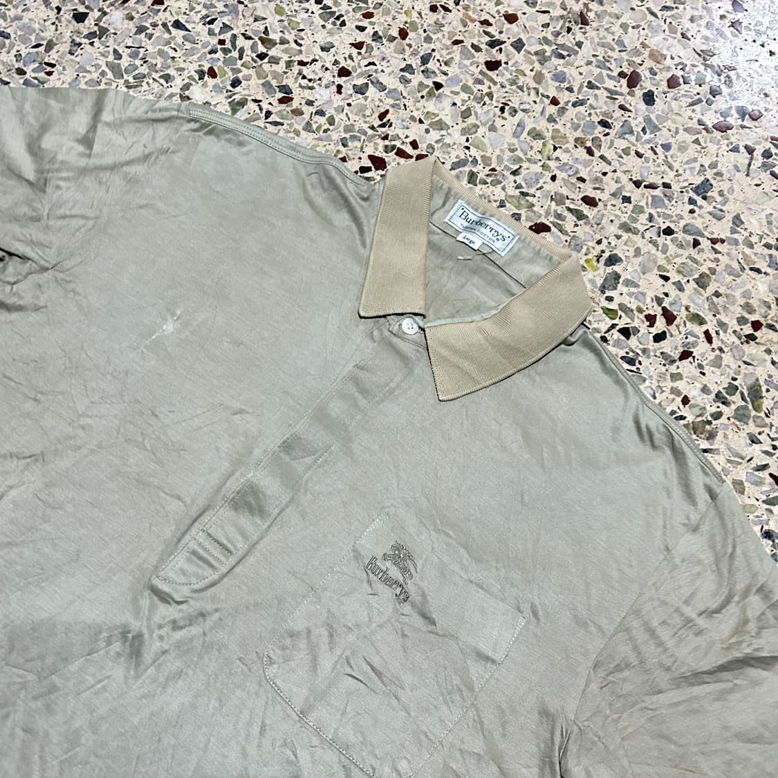 버버리(Burberry) 카라넥 반팔티 상품이미지2