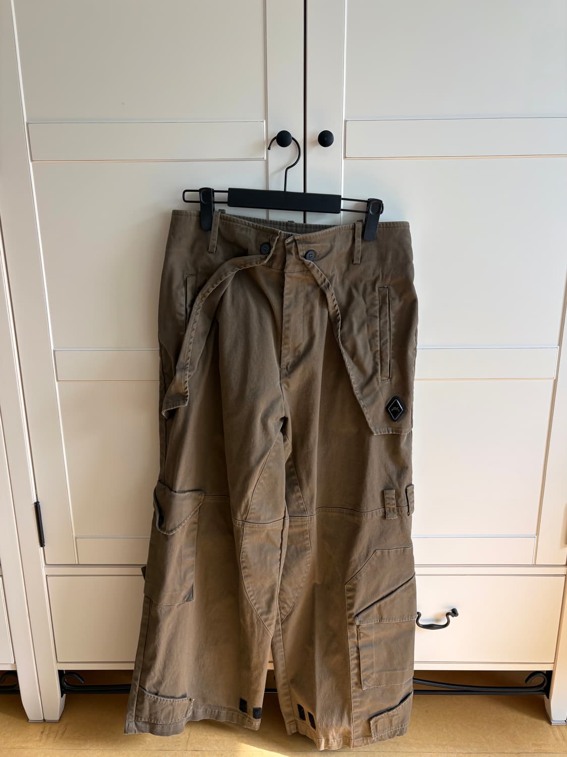 어 콜드 월 루드 핏 카고 팬츠 상품이미지1