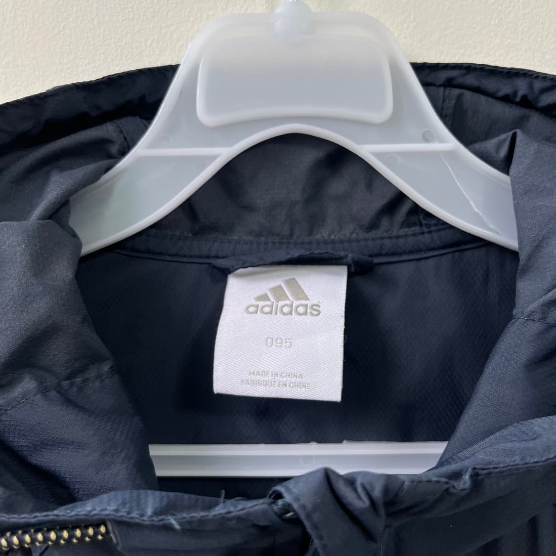 아디다스 삼선 레알마드리드 바람막이 상품이미지5