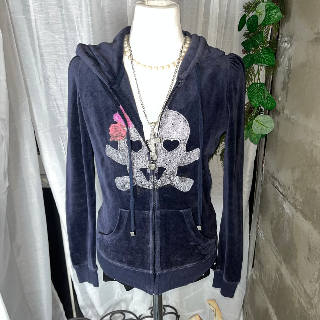 고스펑크 스컬벨벳 후드집업 상품이미지2