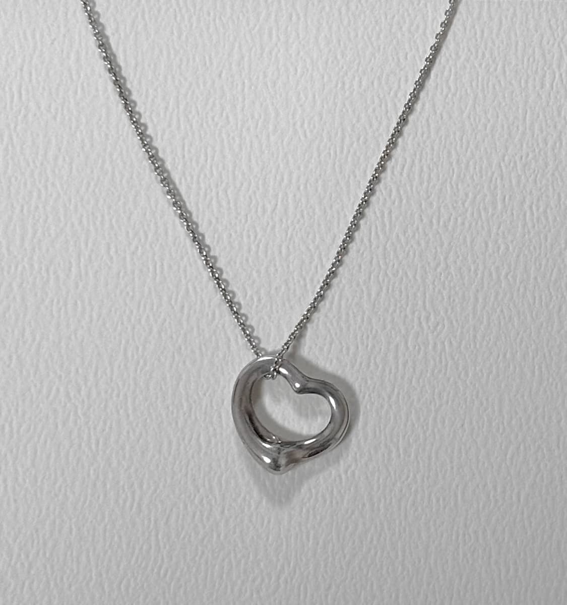 티파니앤코 오픈 하트 펜던트 16mm 실버 상품이미지3