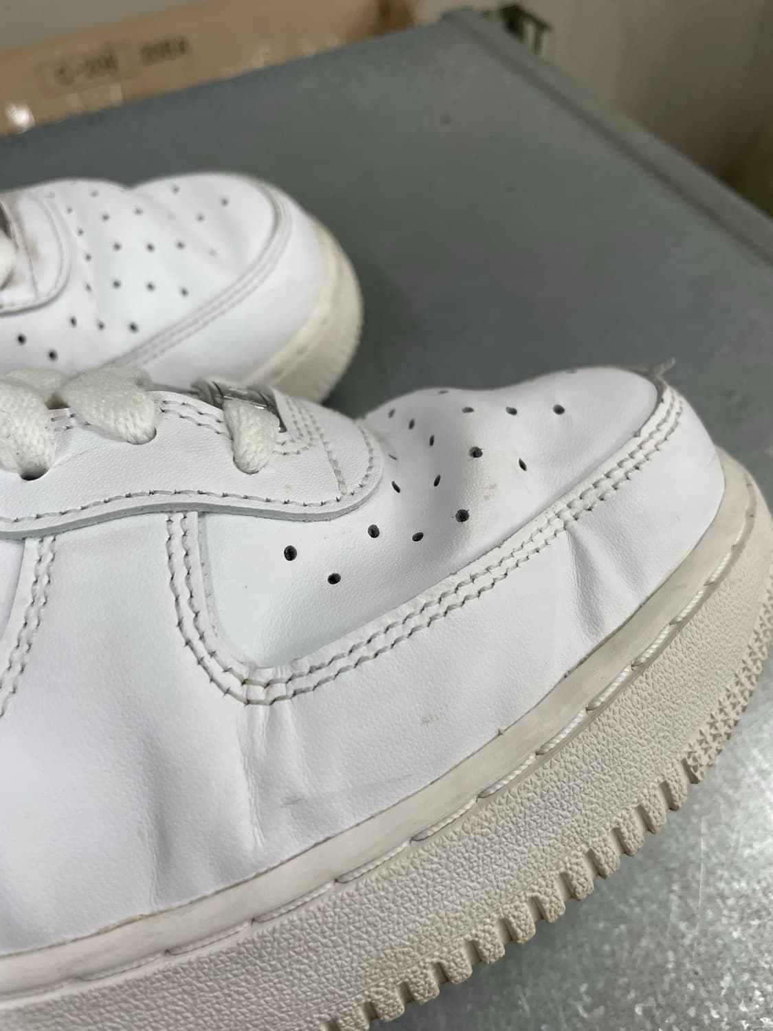 나이키 에어포스1 로우 화이트 280 상품이미지7