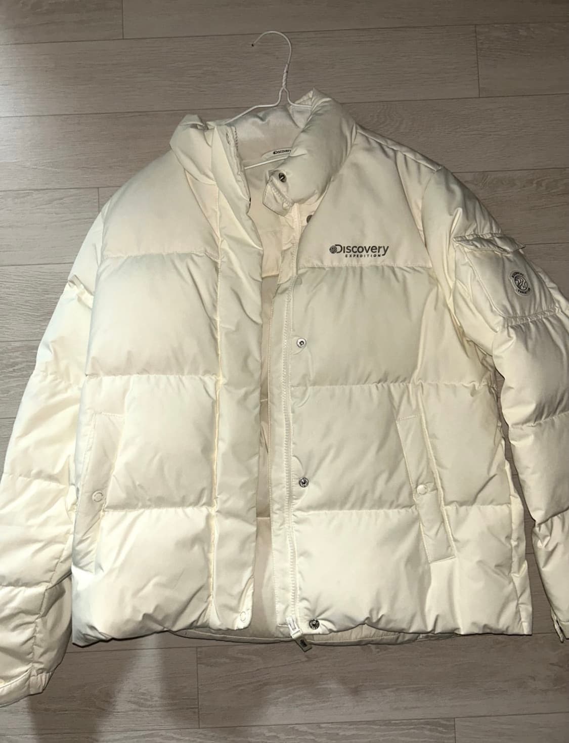 디스커버리 여성 반슬리 RDS 다운 숏패딩 아이보리 상품이미지1