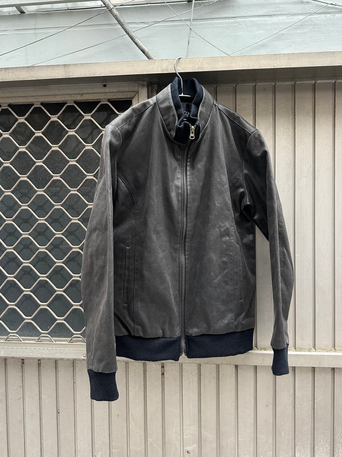 Grunge dark brown coating bomber 상품이미지3