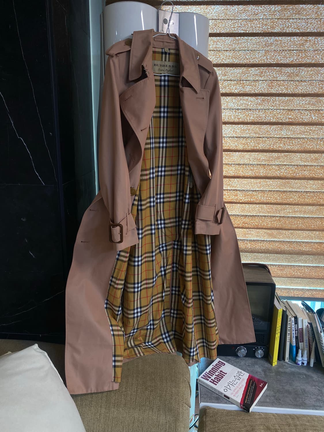 버버리 트로피컬 개버딘 김남주 트렌치코트 44~55사이즈 상품이미지7